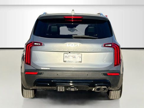 Used 2022 Kia Telluride EX w/ EX Premium Package image 6