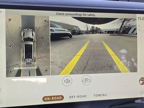 New 2026 Land Rover Defender 130 X-Dynamic SE image 23