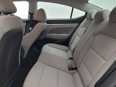 Used 2019 Hyundai Elantra SEL FWD image 18