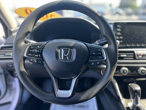 Used 2019 Honda Accord LX image 10