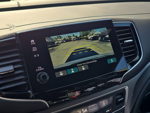 Certified 2022 Honda Pilot Sport image 22