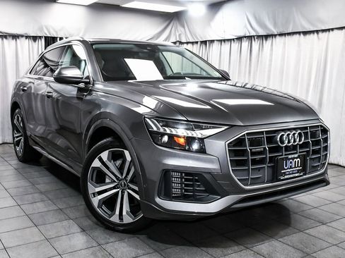 Used 2021 Audi Q8 Premium Plus w/ Premium Plus Package image 3