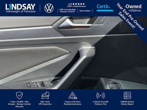 Certified 2024 Volkswagen Jetta SE w/ Panoramic Sunroof Package image 19