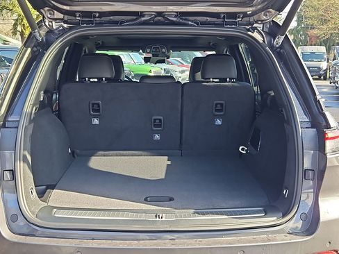 New 2026 Jeep Grand Cherokee Summit w/ Obsidian Package image 10