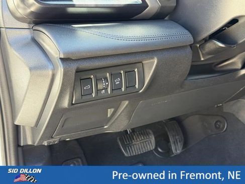 Used 2025 Subaru Outback Wilderness AWD/4WD image 12