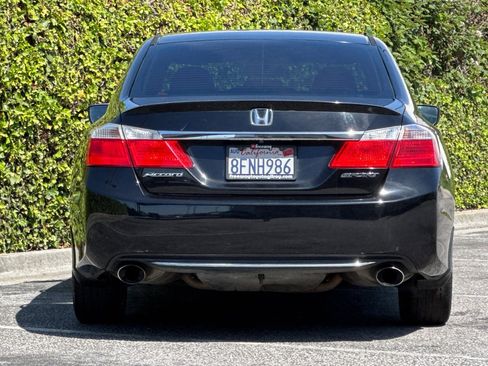 Used 2015 Honda Accord Sport image 6
