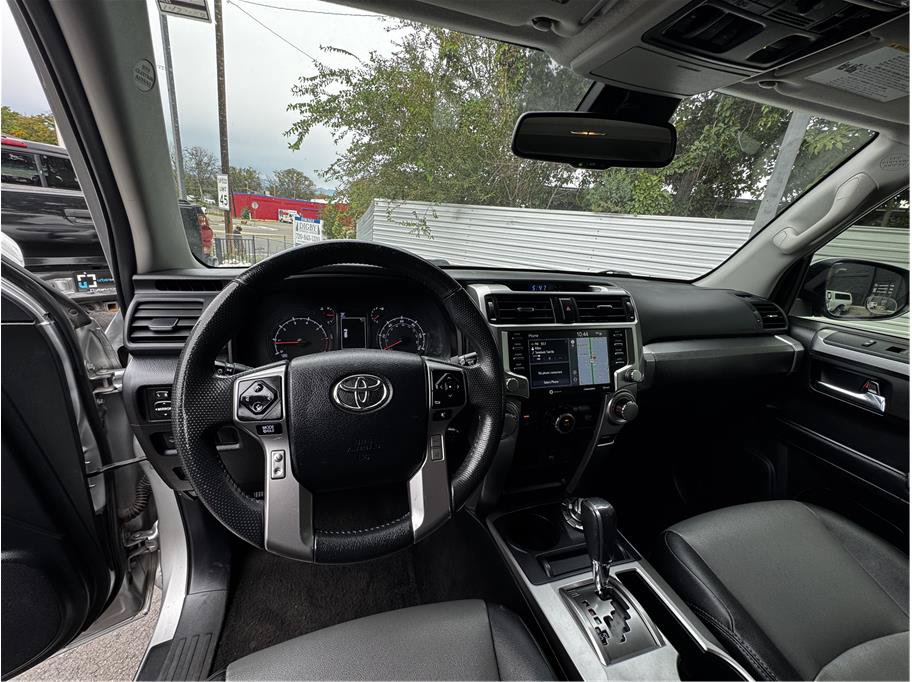 Used 2021 Toyota 4Runner SR5 Premium w/ Moonroof Package AWD/4WD image 2