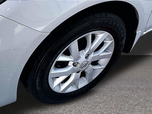 Used 2019 Nissan Versa SV w/ SV Special Edition Package image 32