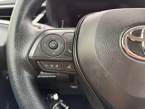 Used 2026 Toyota Corolla LE FWD image 27