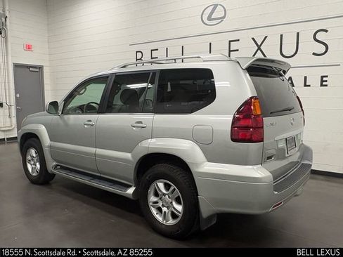 Used 2005 Lexus GX 470 AWD/4WD image 9
