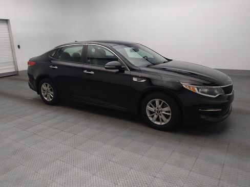 Used 2017 Kia Optima LX w/ Driver Convenience Package FWD image 11