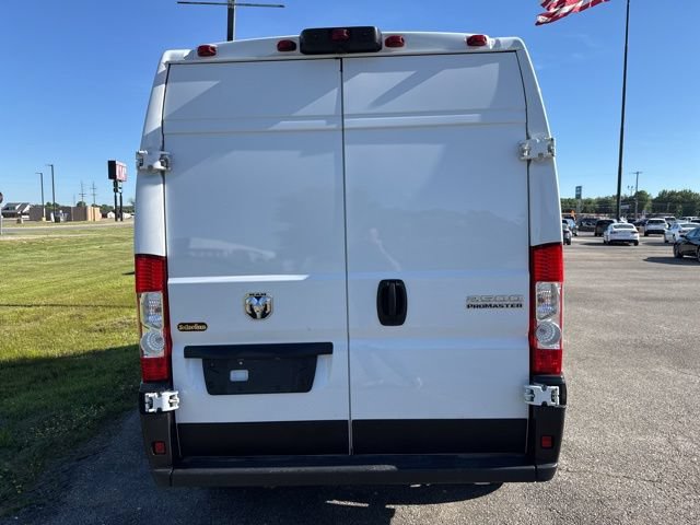 Used 2025 RAM ProMaster 2500 w/ Convenience Group FWD image 11