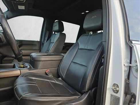 Used 2021 Chevrolet Silverado 3500 High Country w/ Technology Package AWD/4WD image 14
