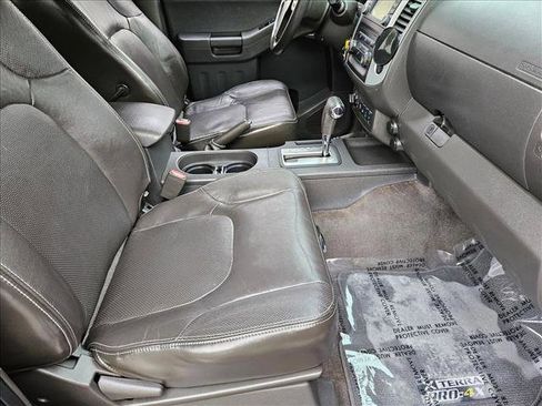 Used 2015 Nissan Xterra PRO-4X w/ Pro-4x Leather Package image 20