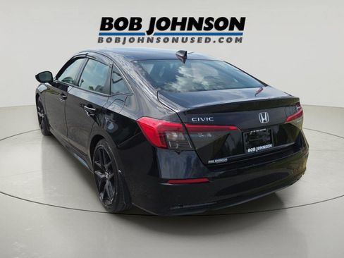Used 2022 Honda Civic Sport image 4