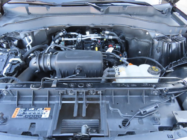 Used 2022 Ford Explorer XLT w/ Equipment Group 202A AWD/4WD image 12
