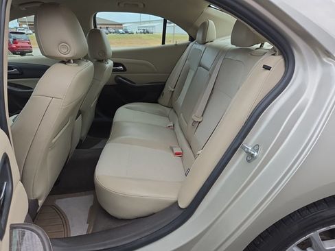 Used 2015 Chevrolet Malibu LT w/ Power Convenience Package FWD image 8