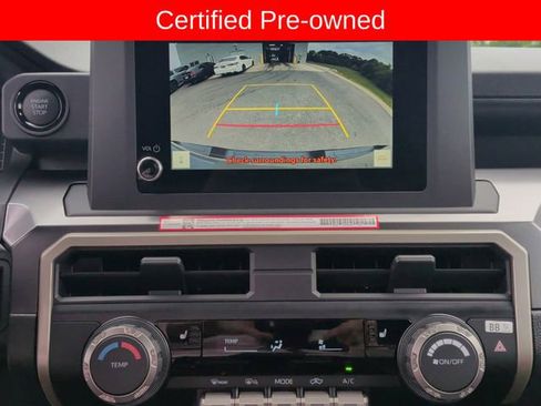 Certified 2025 Toyota Tacoma SR5 AWD/4WD image 19
