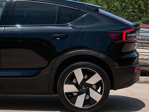 Certified 2023 Volvo C40 P8 Recharge Ultimate AWD/4WD image 4