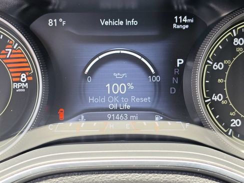 Used 2021 Jeep Cherokee Limited w/ Elite Package FWD image 37