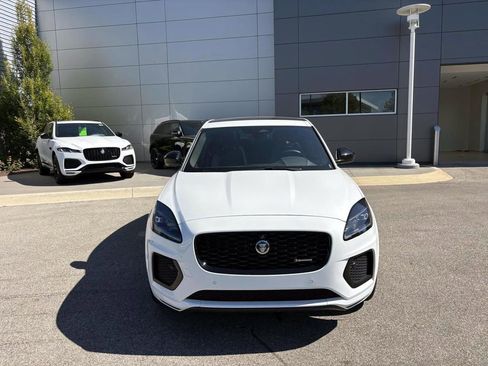 Used 2024 Jaguar E-PACE R-Dynamic SE image 2
