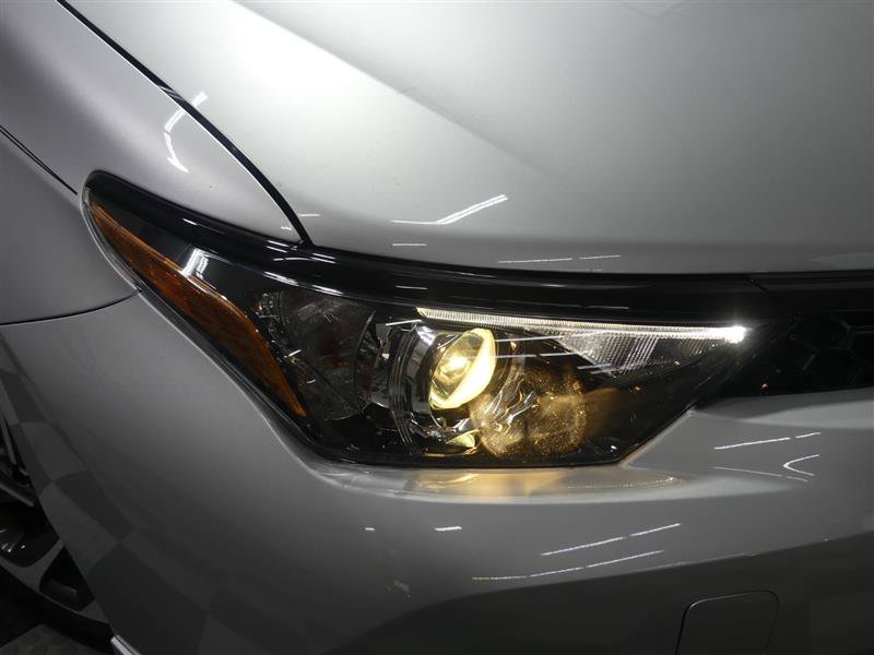 Used 2018 Toyota Corolla iM w/ All-Weather Mat Package FWD image 14