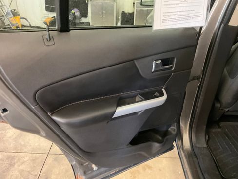 Used 2013 Ford Edge SEL AWD/4WD image 19