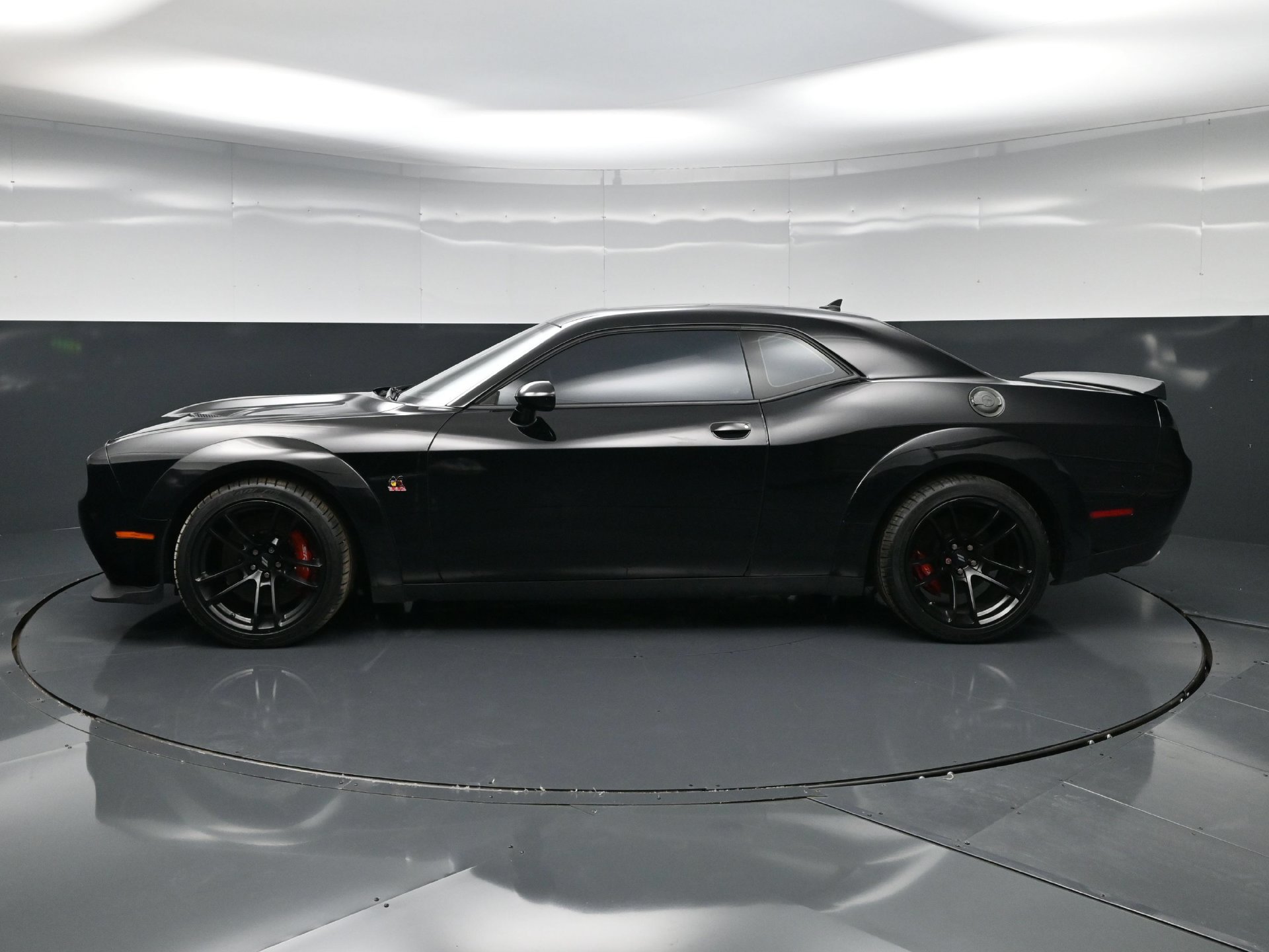 Used 2021 Dodge Challenger R/T Scat Pack RWD image 5
