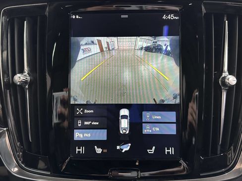 Used 2017 Volvo S90 T6 Momentum w/ Vision Package image 30