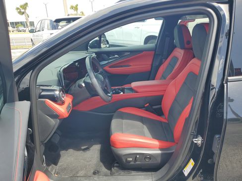 Used 2024 Chevrolet Blazer EV RS image 13