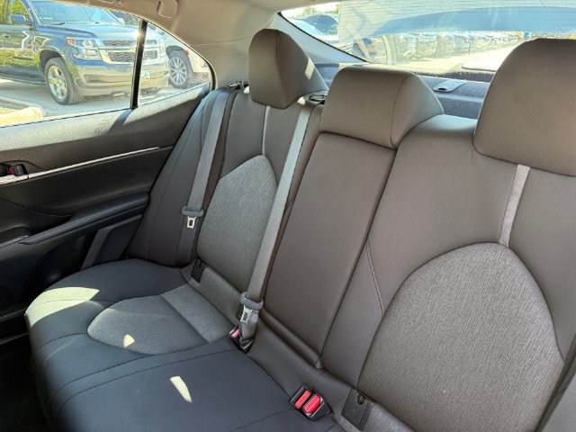 Used 2023 Toyota Camry LE FWD image 28