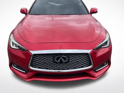 Used 2018 INFINITI Q60 Red Sport 400 w/ Pro Active Package image 2