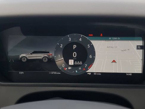 Certified 2026 Land Rover Range Rover Velar Dynamic SE AWD/4WD image 23