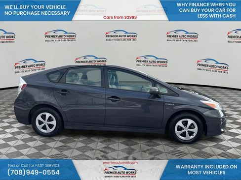Used 2012 Toyota Prius Three image 8