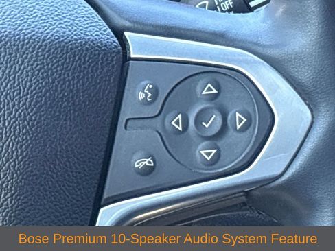 Used 2023 Chevrolet Traverse Premier FWD image 10