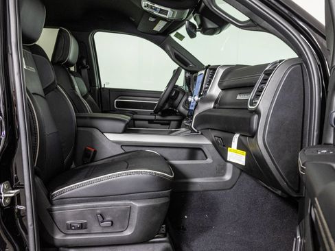 New 2026 RAM 2500 Laramie w/ Night Edition AWD/4WD image 68