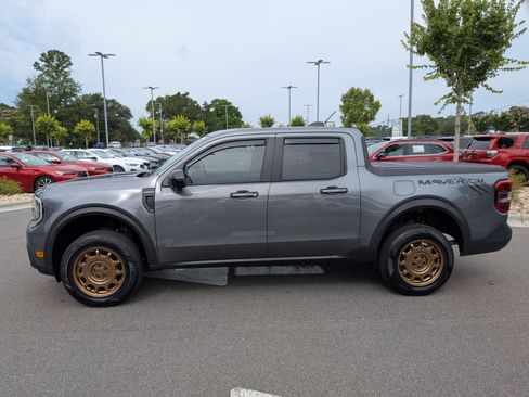 Used 2025 Ford Maverick Lariat AWD/4WD image 6