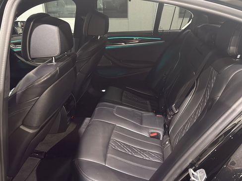 Used 2021 BMW M550i xDrive w/ Executive Package image 7