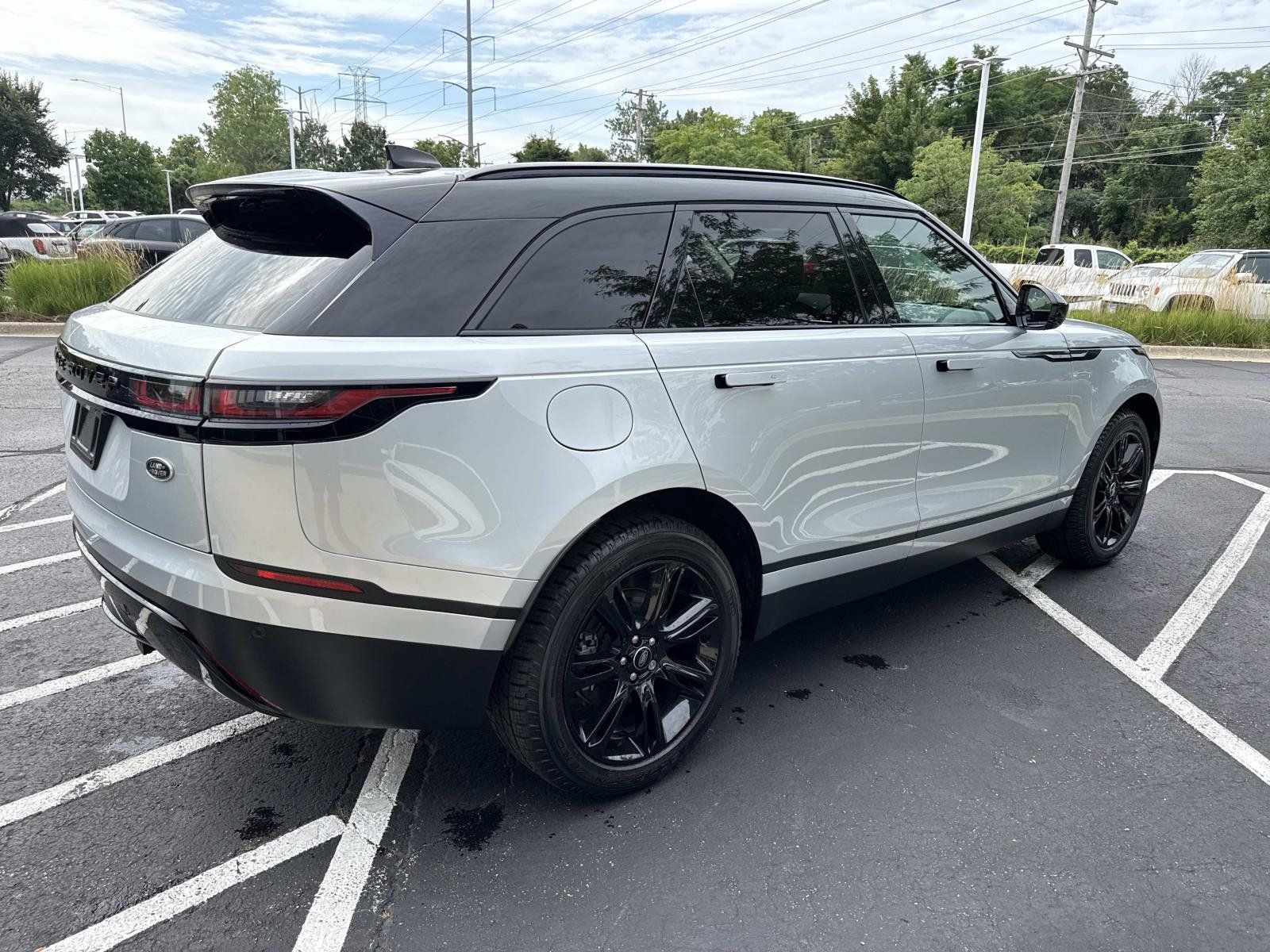 Used 2023 Land Rover Range Rover Velar S AWD/4WD image 6