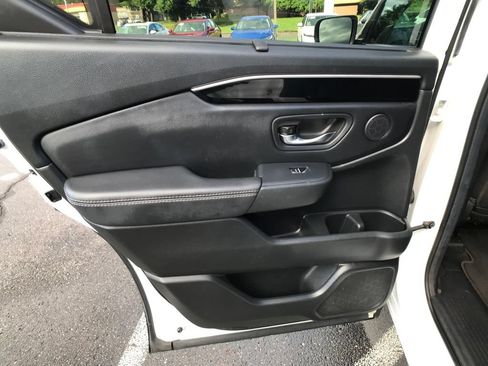 Certified 2024 Honda Pilot EX-L image 25