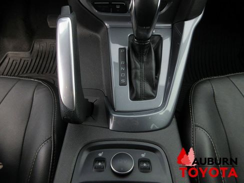 Used 2014 Ford Focus Titanium FWD image 34