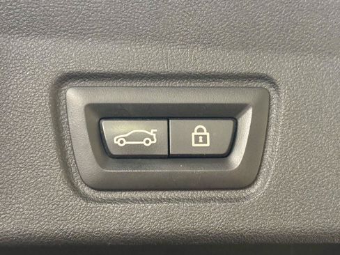 Used 2023 BMW i4 eDrive35 RWD image 41