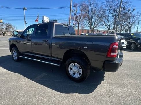 Used 2024 RAM 2500 Tradesman w/ Snow Chief Group AWD/4WD image 5