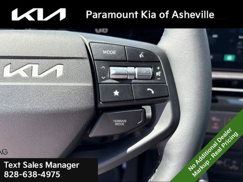 New 2026 Kia Sportage EX w/ EX Panorama Roof Package image 12