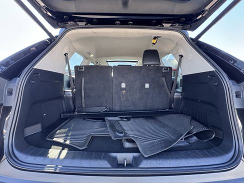 Used 2024 Toyota Grand Highlander Platinum image 11