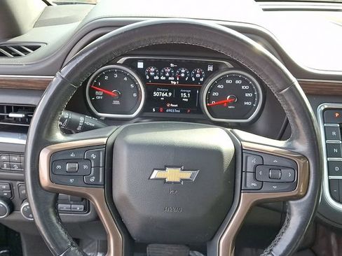 Used 2021 Chevrolet Suburban High Country w/ Premium Package image 27