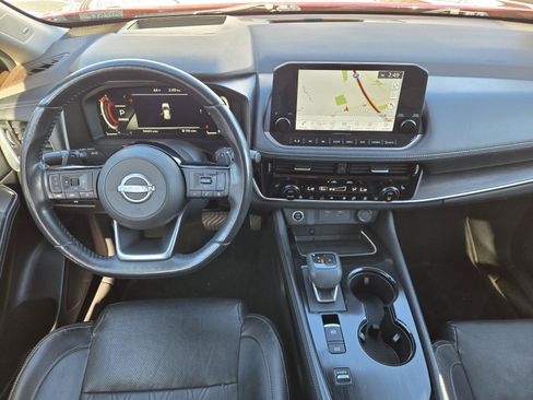 Used 2022 Nissan Rogue Platinum w/ Head-Up Display Package FWD image 6