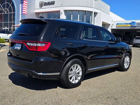 Certified 2022 Dodge Durango SXT RWD image 4