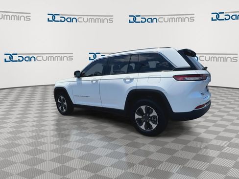 Used 2023 Jeep Grand Cherokee 4WD 4xe image 6