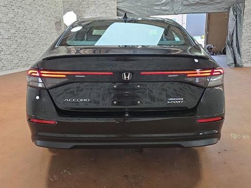 Used 2024 Honda Accord Sport image 5